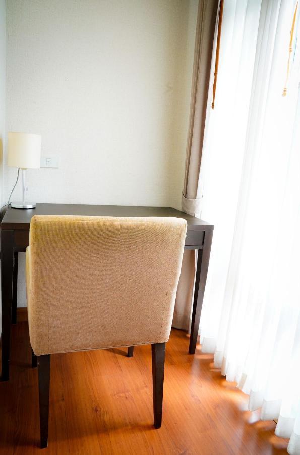 Siam Bright Suite Bangkok Bagian luar foto