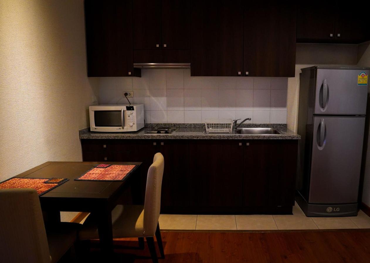 Siam Bright Suite Bangkok Bagian luar foto