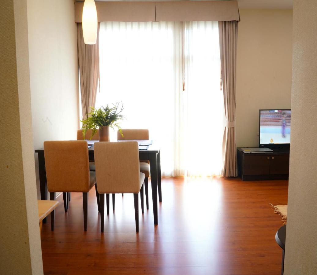 Siam Bright Suite Bangkok Bagian luar foto